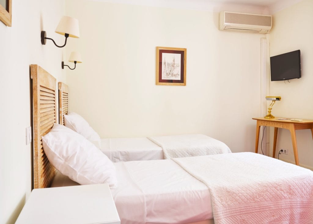 le-clos-dorange-chambre-b-2