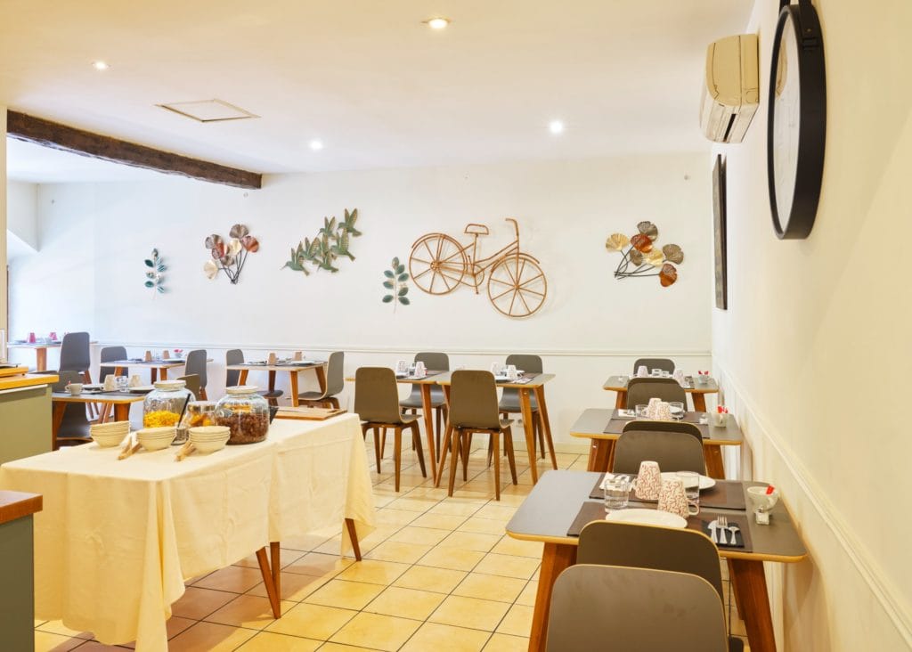 le-clos-dorange-salle-restauration-1